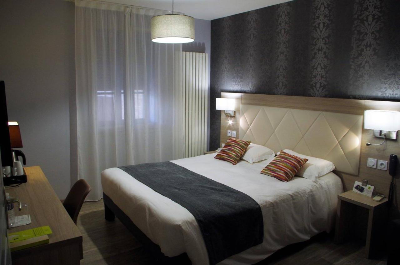 Reyssouze Logis Hotel Les Platanes מראה חיצוני תמונה